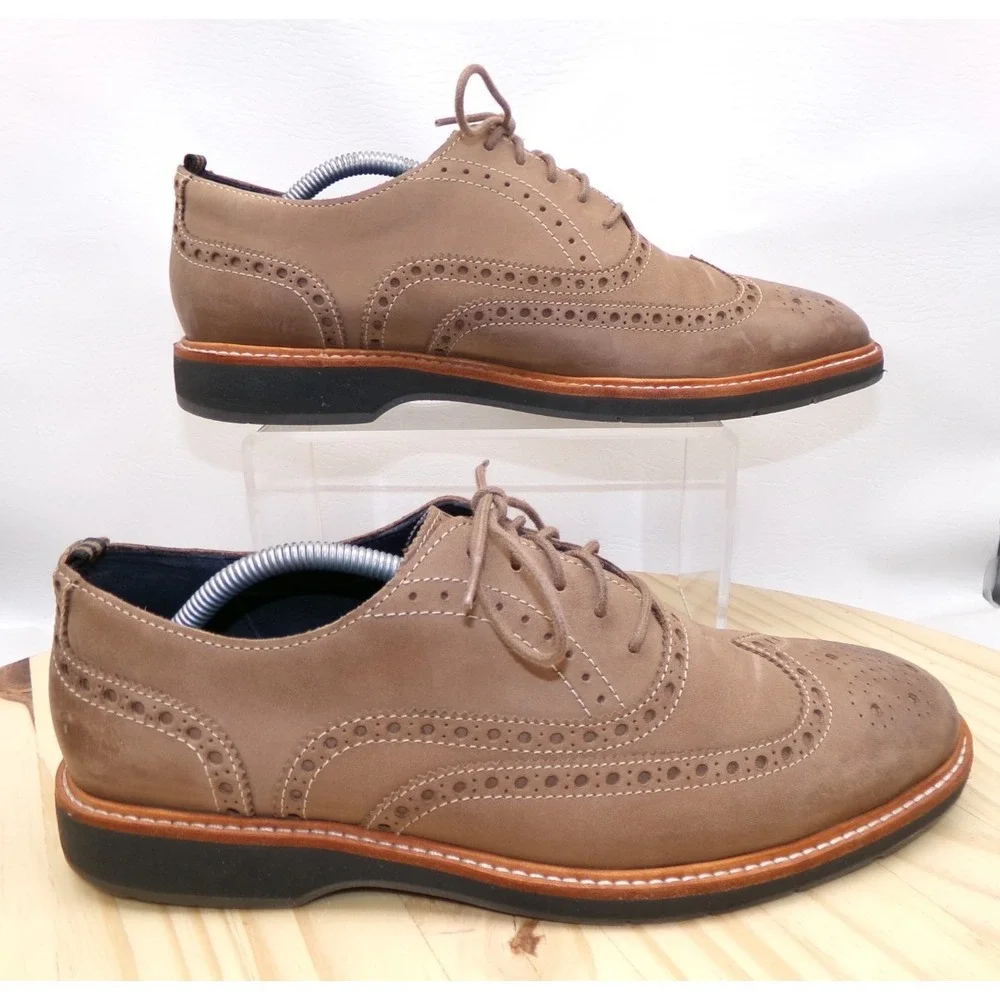 Cole Haan Morris Brogue Wingtip Oxford Mens Taupe Size 10 M Nubuck Leather